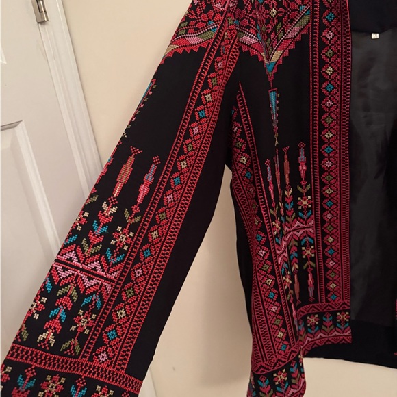 Palestinian Embroidered blazer - Picture 3 of 6